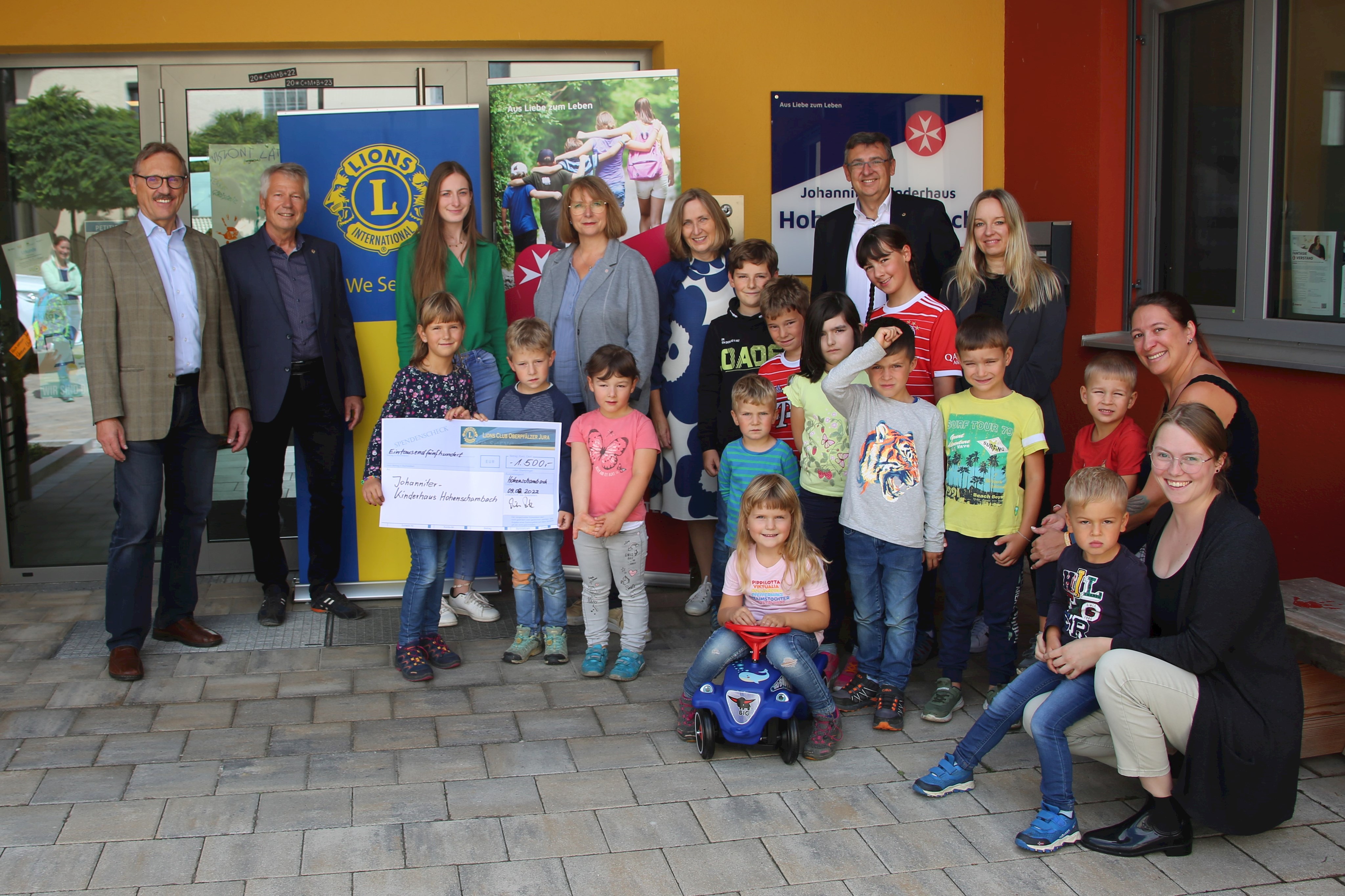 Lions Club spendet 1.500 Euro an Johanniter Kinderhaus Hohenschambach